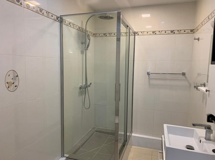 Bathroom 3, Appartements - Le Paradisier Ambatobe, Analamanga