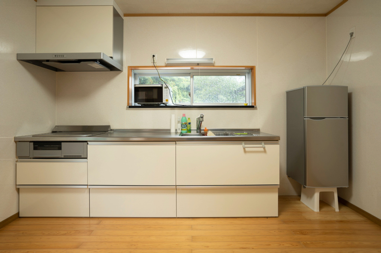 Guest house for rent IKI HOUSE SAIDOFURE Iki House, Iki