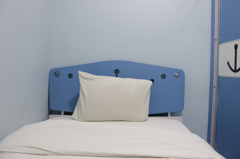 Bedroom 12