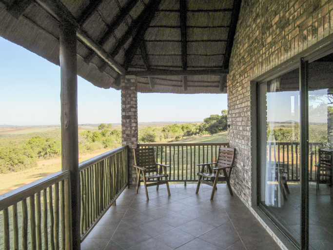 Exterior & Views 3
