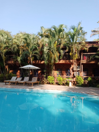 Others 4, Sea Breeze Beach Hotel, North Goa