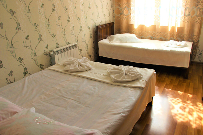 Others 4, Hotel Oniks, Tskaltubo