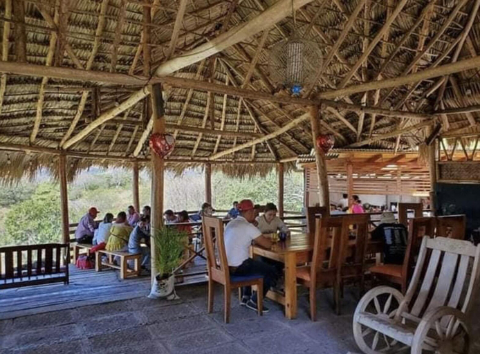Food & Drinks 5, H & R Ranch Resort, El Sauce