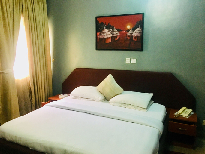 Bedroom 2, Duoban Hotel & Suite, Ikpoba-Okha