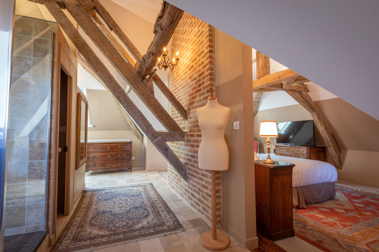Bedroom 4, Charnay Plaisance, Cher