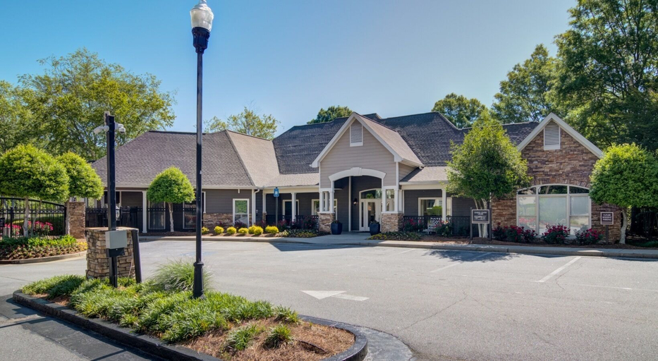Exterior & Views 2, Furnished Apartments near Emory, DeKalb