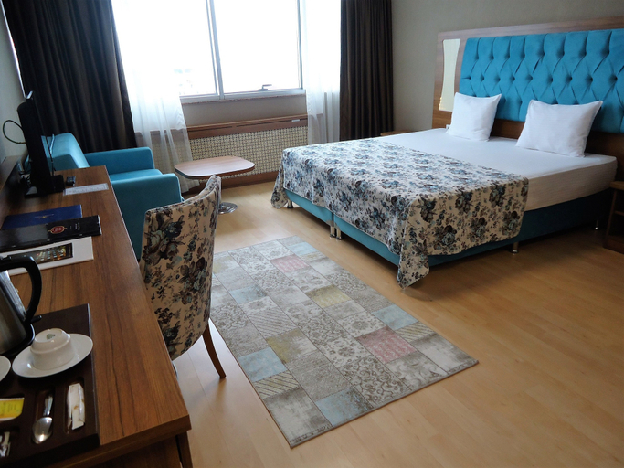Bedroom 4, Golden Lounge Hotel, Tuzla