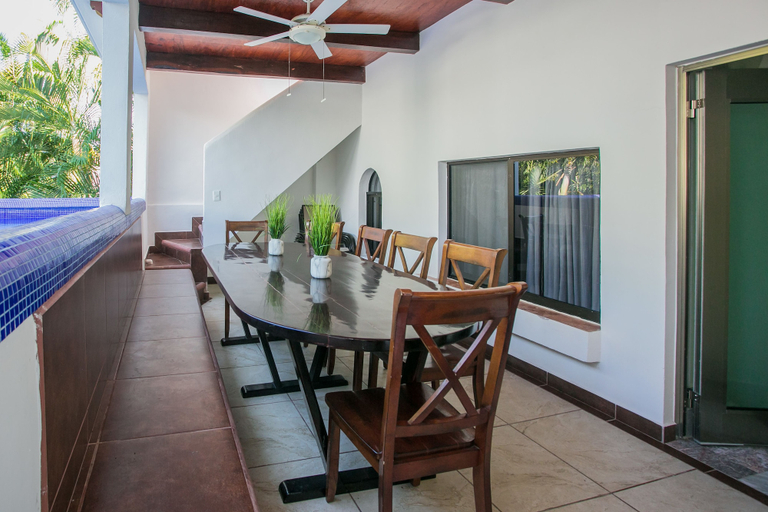 Others 5, Casa 20, Cozumel