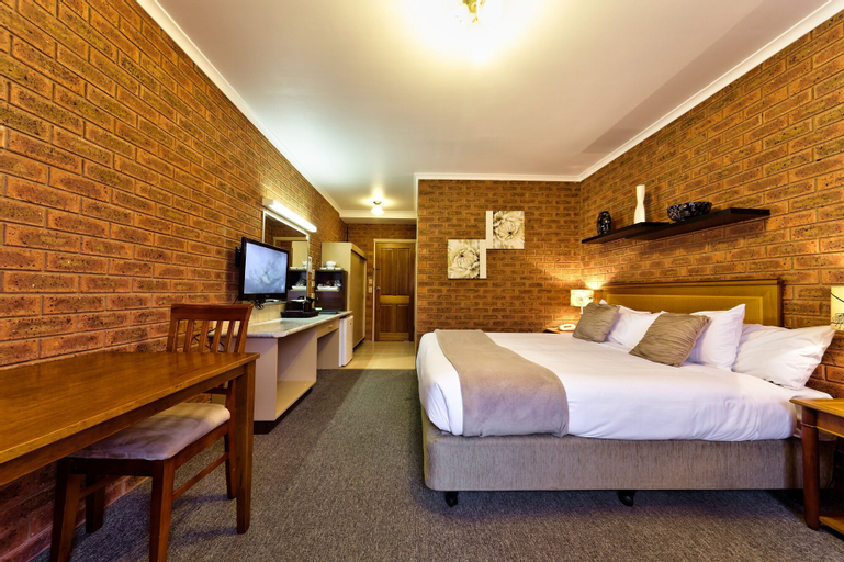 Bedroom 14