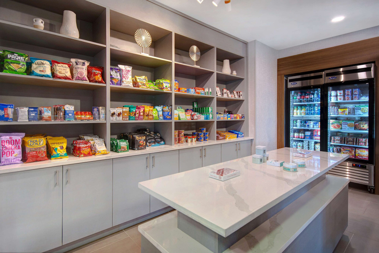 Food & Drinks 5, Homewood Suites Lexington-Hamburg, Fayette