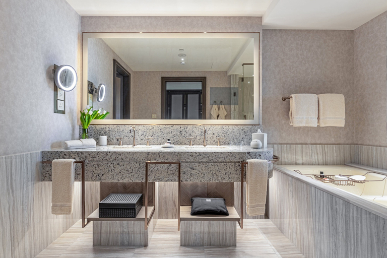 Bathroom 4, Four Seasons Hotel Riyadh, Riyadh
