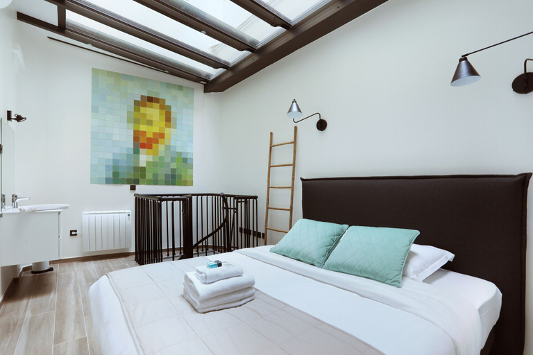 Bedroom 2, Sublime et neuf appartement Saint Germain des Près ( Notre Dame Des Champs), Paris
