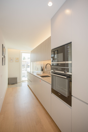 Others 3, Liiiving - Crystal Palace Apartment, Porto