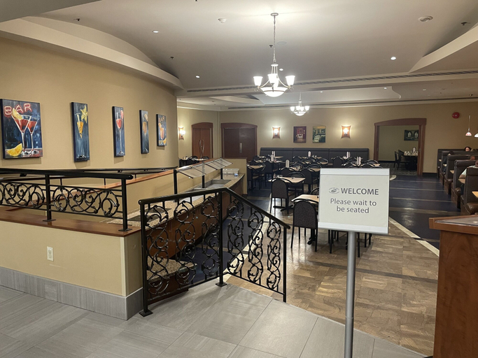 Food & Drinks 5, Victoria Inn Hotel and Convention Centre Winnipeg, Division No. 11