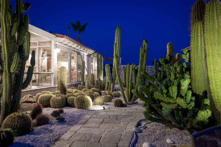 Exterior & Views 2, Relais Garden Cactus B&B, Agrigento