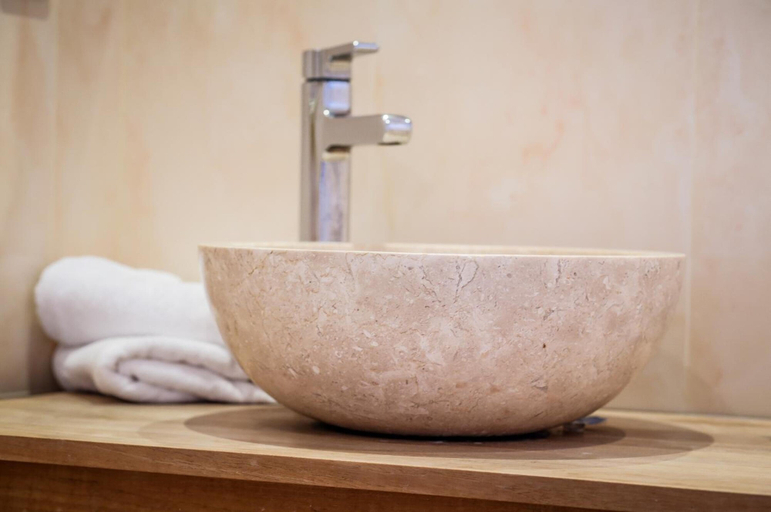 Bathroom 5, Hôtel Castellu Rossu, Haute-Corse