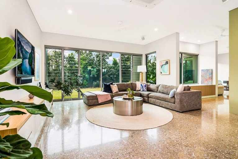 Others 5, ZENLUX - 5BR Holiday Home with Pool, Fannie Bay