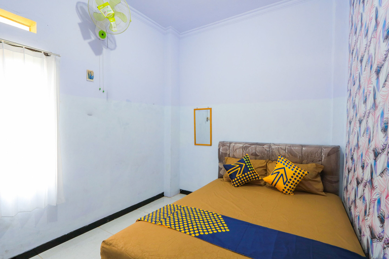 Bedroom 2, Hotel O Happy Homestay Syariah, Malang
