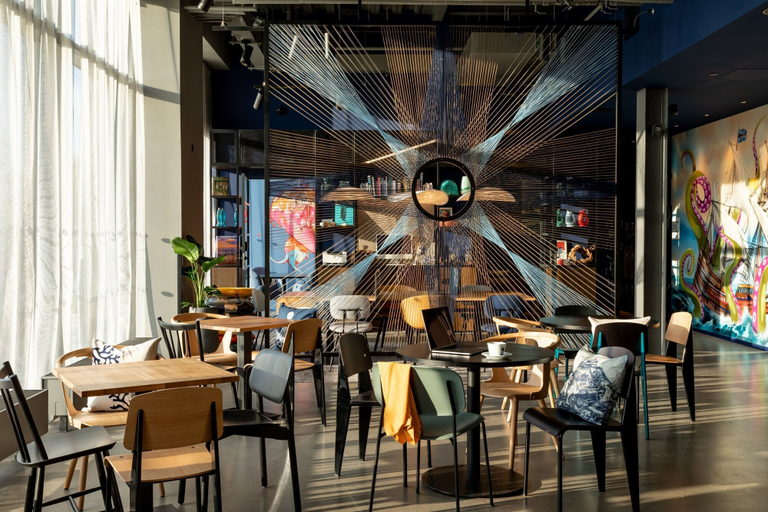 Food & Drinks 4, Moxy Plymouth, Plymouth