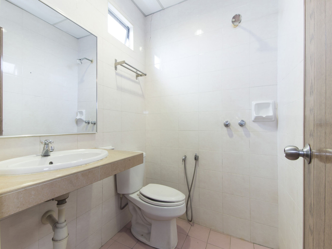 Bathroom 4, Super OYO 484 Comfort Hotel Kapar, Klang
