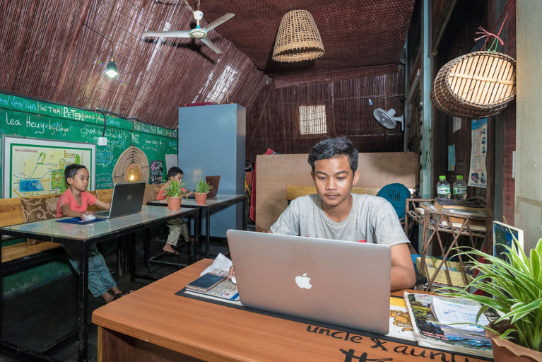 Public Area, Aunty's House & Uncle's House - Hostel, Siem Reap