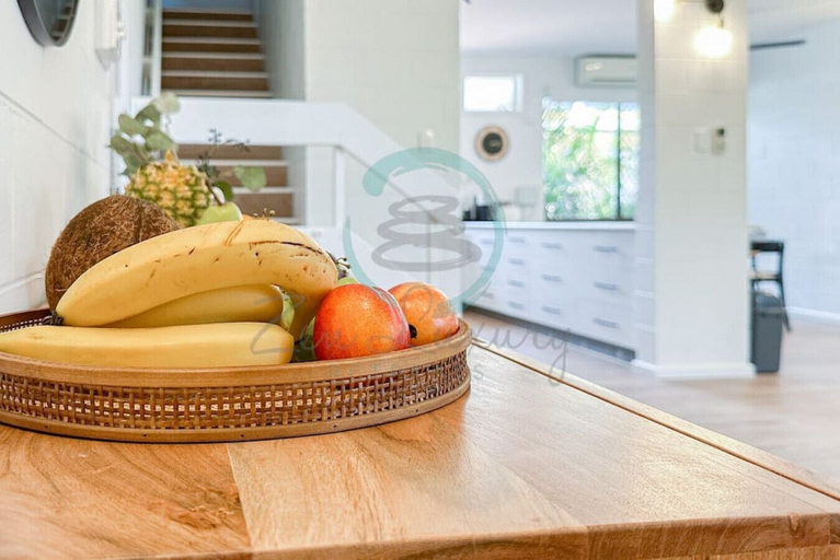 Food & Drinks, ZEN NIGHTCLIFF FORESHORE - 2BR Cozy Apt, Rapid Creek