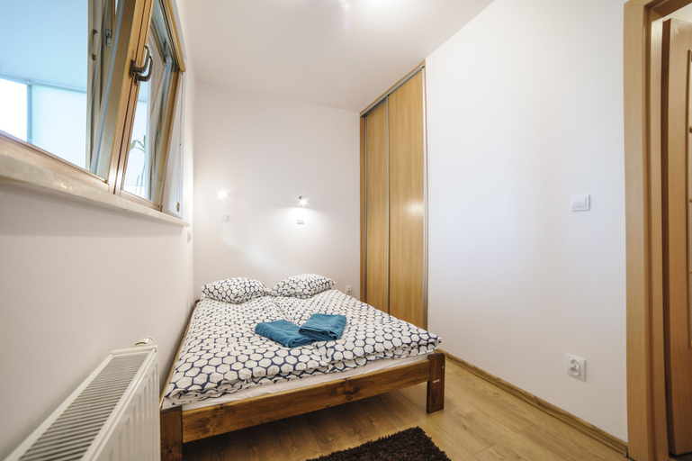 Bedroom 2, Warsaw Panorama Apartment, Warsaw