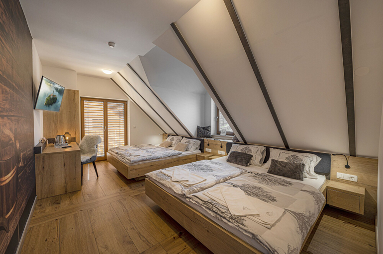 Bedroom 2, Veldes B&B, Bled