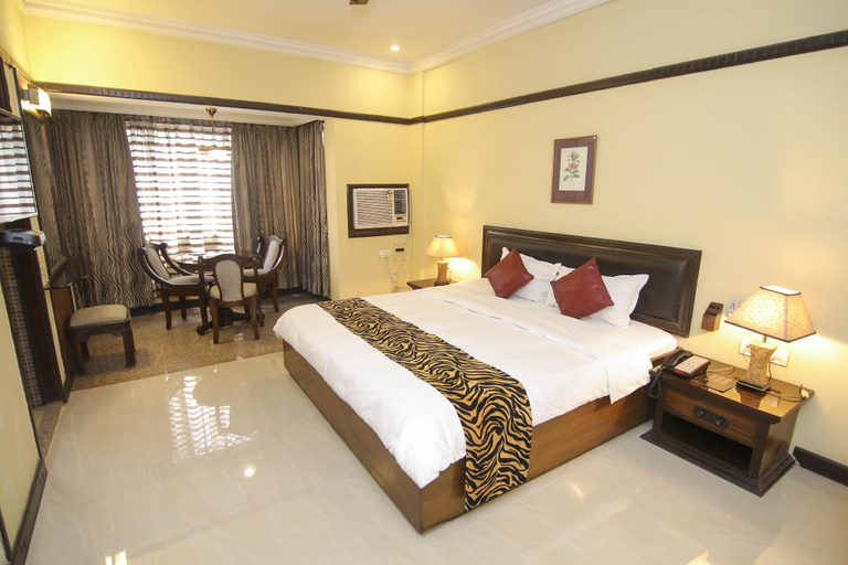 Bedroom 3, Lytton Hotel, Kolkata