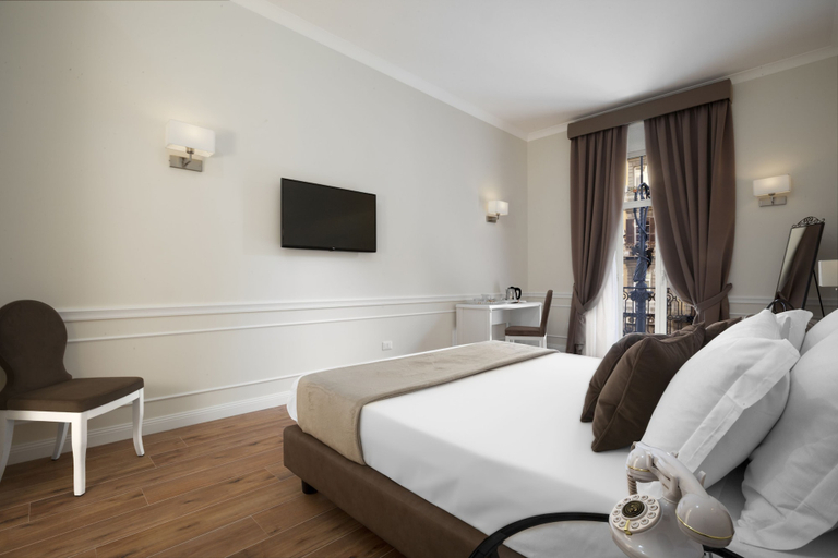 Bedroom 3, La Fontanina Suites, Napoli