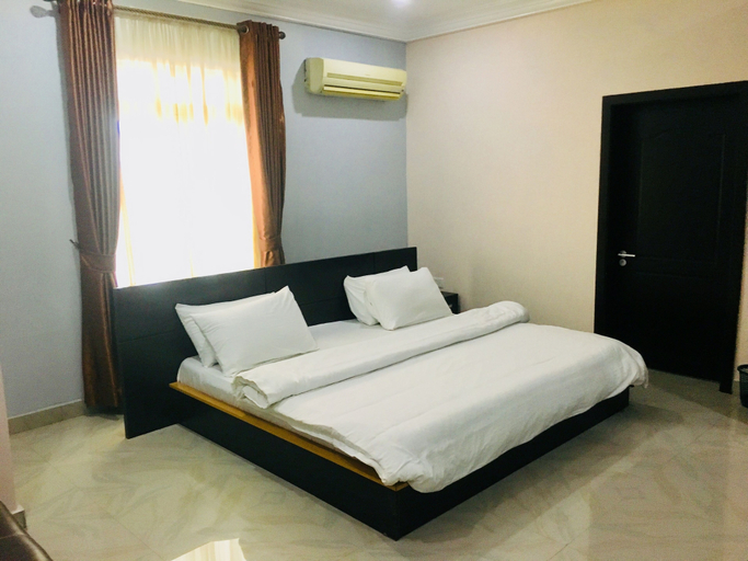 Bedroom 2, Liverpool Hotel and Resort , Obio/Akp