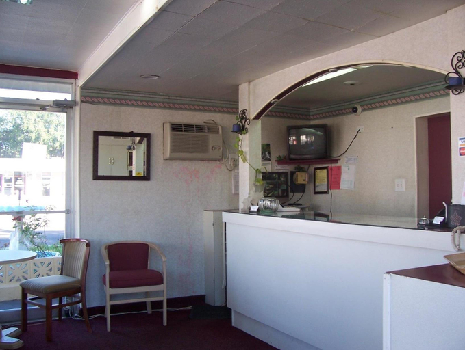 Public Area 2, Econo Lodge St. Petersburg Central, Pinellas