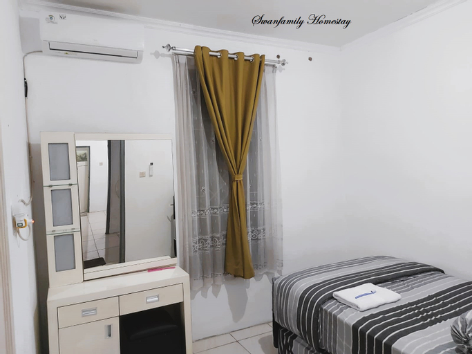 Bedroom 2, Swanfamily Homestay, Yogyakarta