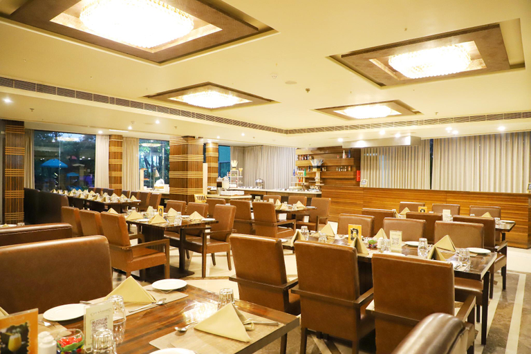 Food & Drinks 5, Boulevard9, Nadiad - IHCL SeleQtions, Kheda