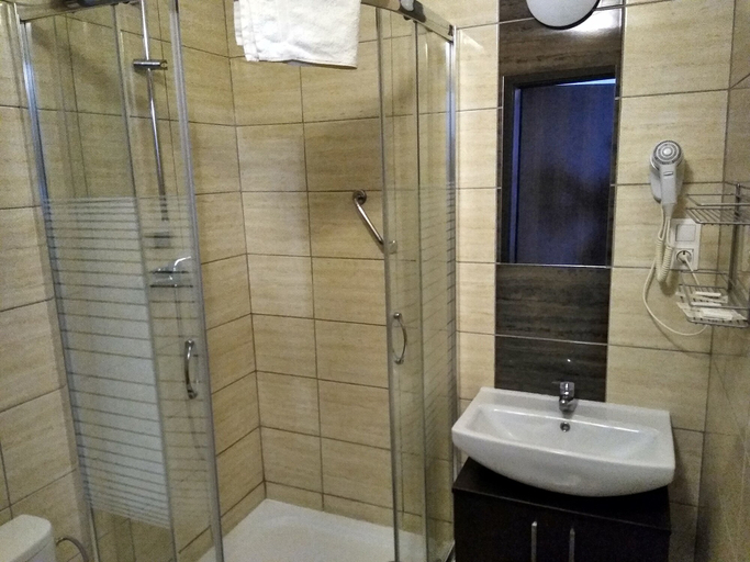 Bathroom 3, Hotel Zlotogorski, Koło
