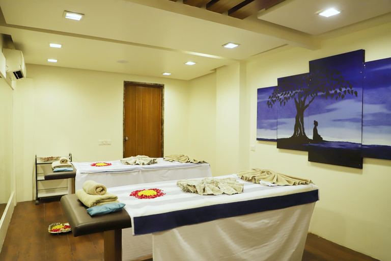 Food & Drinks 5, Boulevard9, Nadiad - IHCL SeleQtions, Kheda