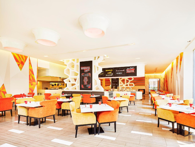Food & Drinks 5, Paradox Bangkok Sukhumvit, Wattana