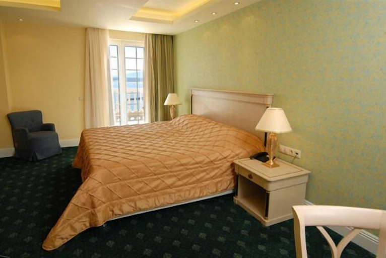 Bedroom 2, Nafsika Palace, Central Greece