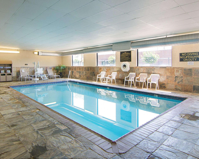 Sport & Beauty 2, Comfort Inn & Suites Houston West-Katy, Houston
