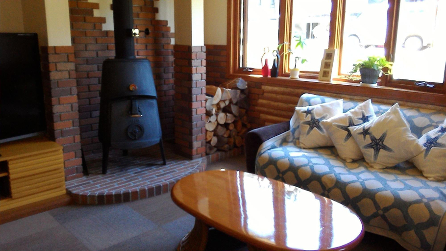 Public Area 2, Pension COME, Minamiuonuma