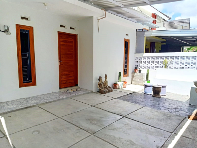 Exterior & Views 2, Rindoe Jogja Holiday Home, Bantul