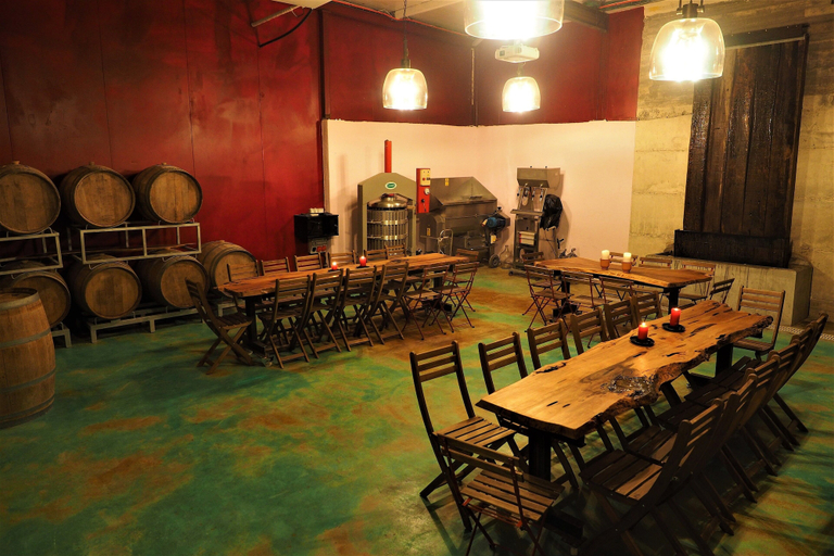 Food & Drinks 5, Carmey Avdat Farm