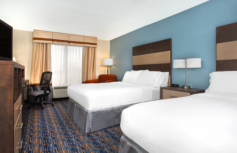 Bedroom 5, Holiday Inn Express BEREA by IHG, Madison