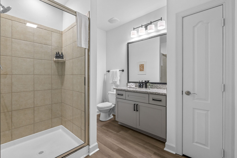 Bathroom 3, Furnished Apartments near Emory, DeKalb