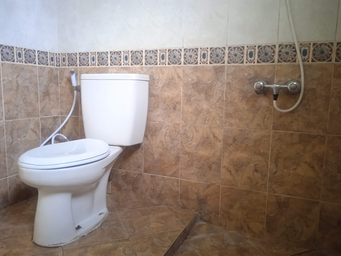 Bathroom 5, Villa Kota Bunga Allamanda, Bogor
