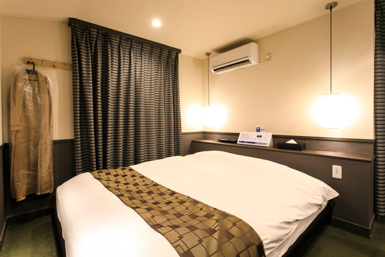 Bedroom 4, Hotel Double Funabashi, Funabashi