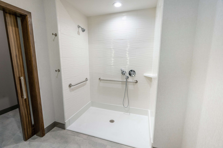 Bathroom 4, Hilton Garden Inn Wichita Downtown, Sedgwick