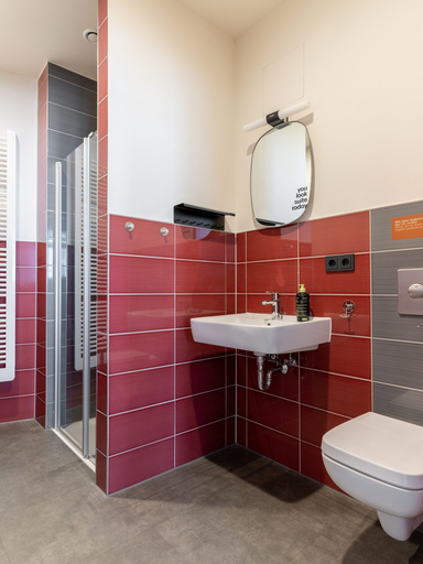 Bathroom 5, Limehome Leipzig Oelßner's Hof, Leipzig