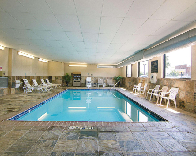 Sport & Beauty 3, Comfort Inn & Suites Houston West-Katy, Houston