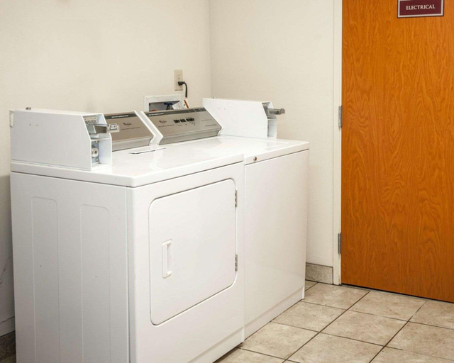 Others 4, Comfort Suites Southport, Marion